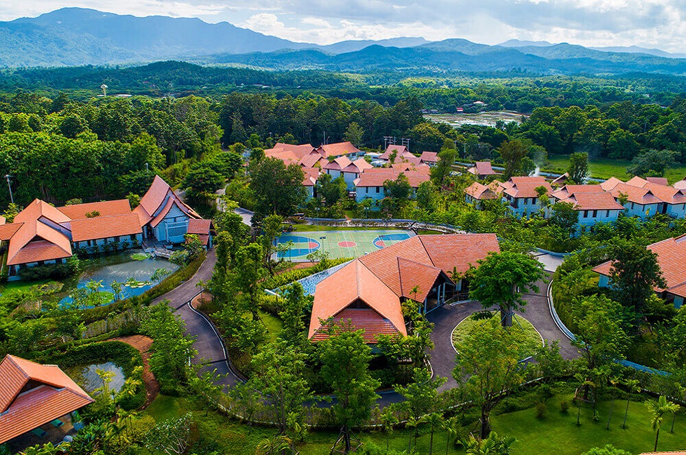 Vista aérea. The Cabin Chiang Mai es un centro de desintoxicación de lujo de drogas y alcohol en Chiang Mai, Tailandia.