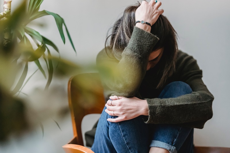 Una mujer adicta con problemas