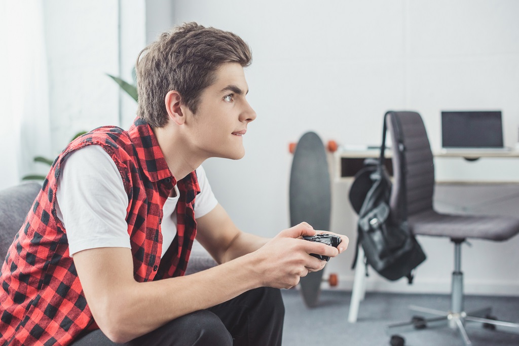 Un adicto a los videojuegos es la persona que hace un uso compulsivo de los denominados juegos digitales.