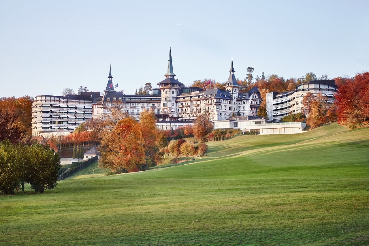 Uno de los centros desintoxicacion exclusivos es el hotel Dolder Grand en Zurich. Top Luxury Rehab