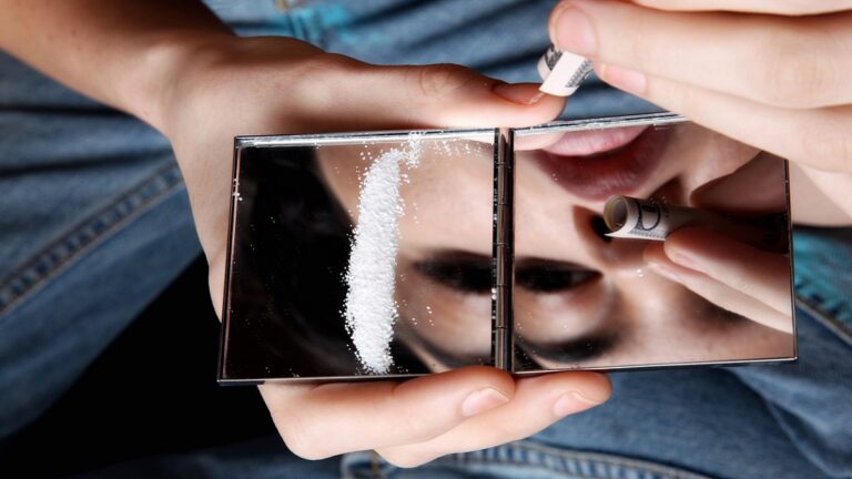 Consumo de drogas de una persona en Valencia.