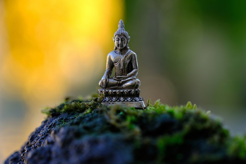 Yoga y Mindfulness para dejar el alcohol Tanto el Yoga como el Mindfulness utilizan la meditación para ayudar a dejar el alcohol
